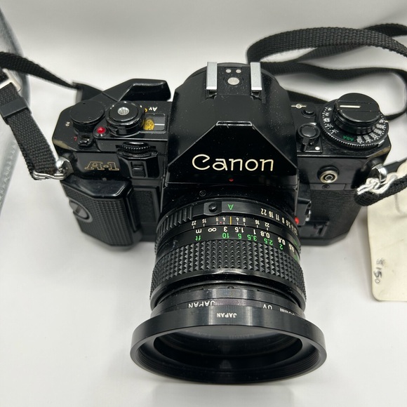 Canon A-1 A1 Film Camera with Canon 28mm f/2.8 Lens - Picture 9 of 14